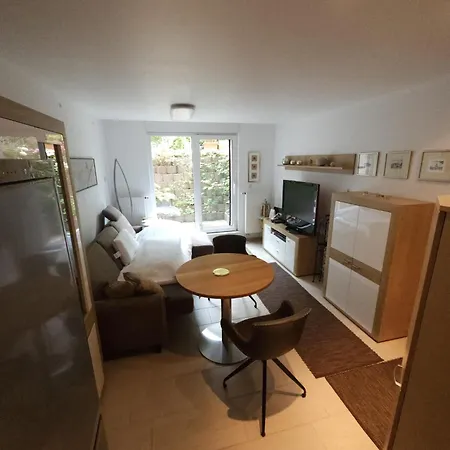 Monarchenhuegel In Seenaehe, Garten, Terrasse, Carport Mit Wallbox لبسيا