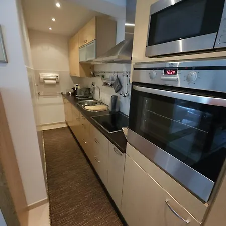 Monarchenhuegel In Seenaehe, Garten, Terrasse, Carport Mit Wallbox شقة لبسيا