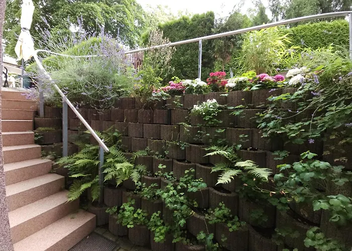 Apartament Monarchenhuegel In Seenaehe, Garten, Terrasse, Carport Mit Wallbox Lipsk