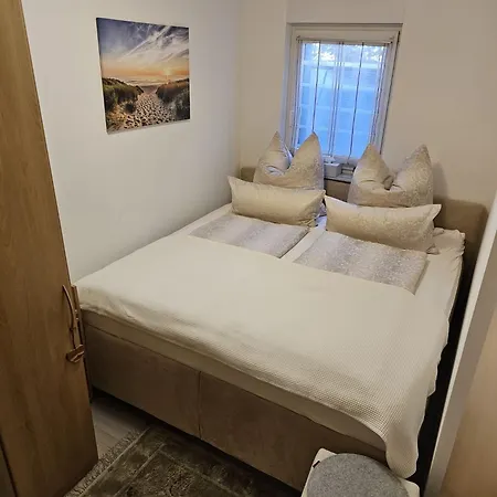 Monarchenhuegel In Seenaehe, Garten, Terrasse, Carport Mit Wallbox Appartamento *