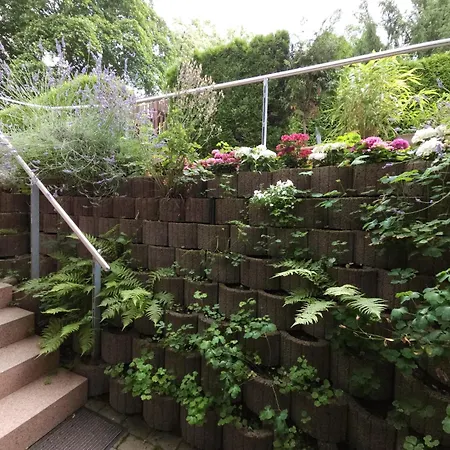Apartman Monarchenhuegel In Seenaehe, Garten, Terrasse, Carport, Wallbox, Ebike Laden Lipcse